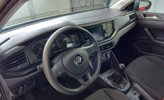 Volkswagen Polo - 8