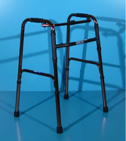 Cadru pentru mers din aluminiu - 3