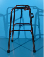 Cadru pentru mers din aluminiu - 4