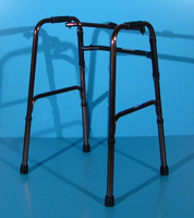 Cadru pentru mers din aluminiu - 5