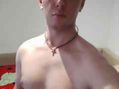 Gigolo discret pentru parteneră Constanța